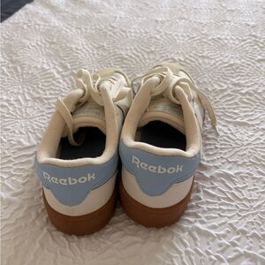 Reebok Women's Sneakers - Cream and Blue